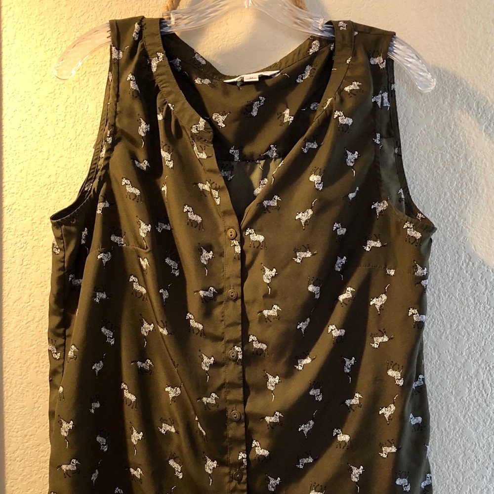 Cute Zebra Print Sleeveless Blouse